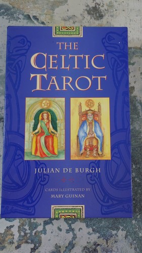 The celtic tarot deck book - celtic,